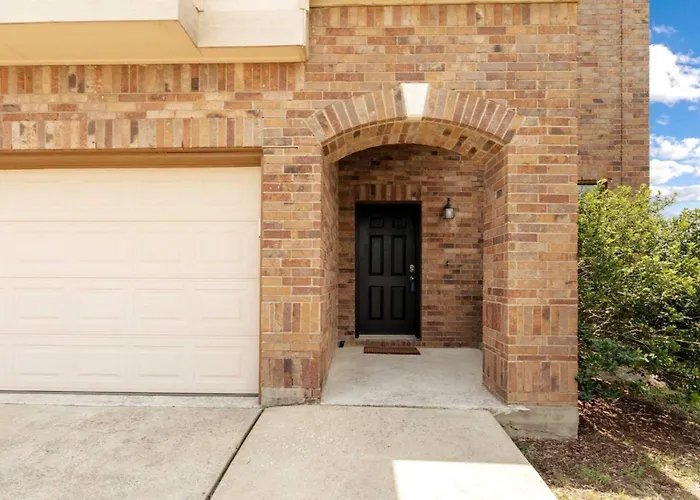 Spacious Luxe Retreat For Family And Groups Austin Holiday home *
